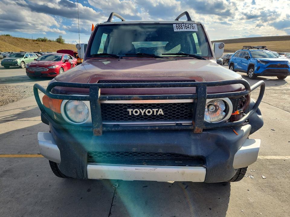 2008 Toyota Fj Cruiser მანქანა იყიდება აუქციონზე, vin: JTEBU11F88K054423, აუქციონის ნომერი: 68816476