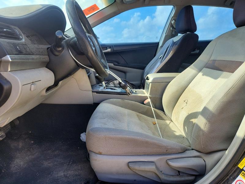 70345256 :رقم المزاد ، 4T1BF1FK3CU089528 vin ، 2012 Toyota Camry مزاد بيع