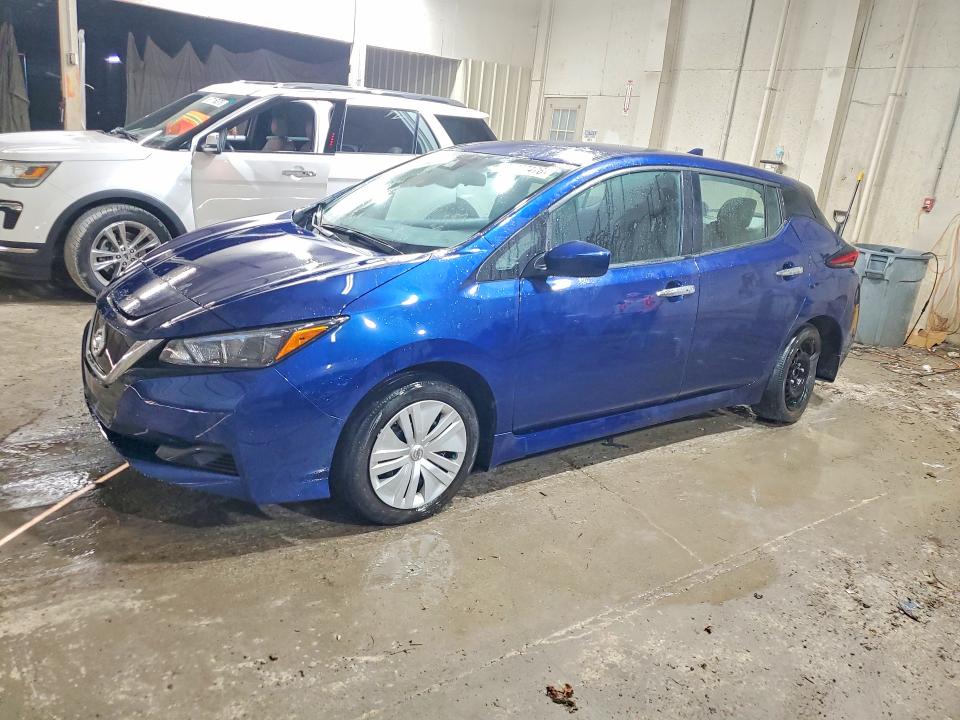 2022 Nissan Leaf მანქანა იყიდება აუქციონზე, vin: 1N4AZ1BV5NC555501, აუქციონის ნომერი: 67357476