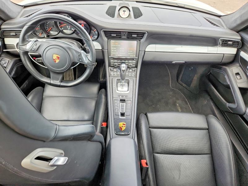 70069406 :رقم المزاد ، WP0AD2A92FS160251 vin ، 2015 Porsche 911 مزاد بيع