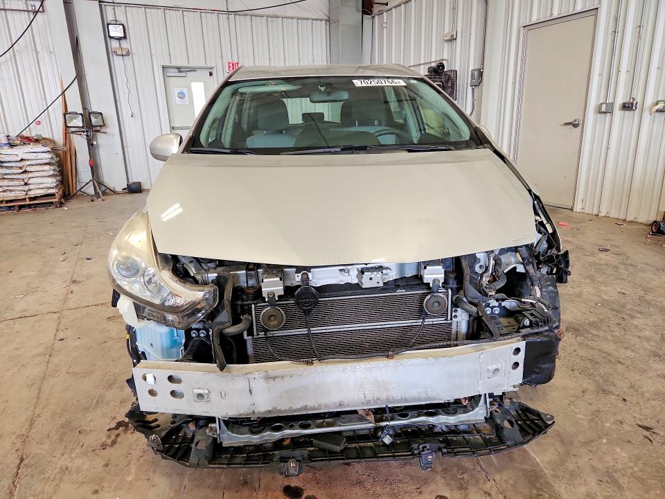 70250766 :رقم المزاد ، JTDZN3EUXFJ032981 vin ، 2015 Toyota Prius V مزاد بيع