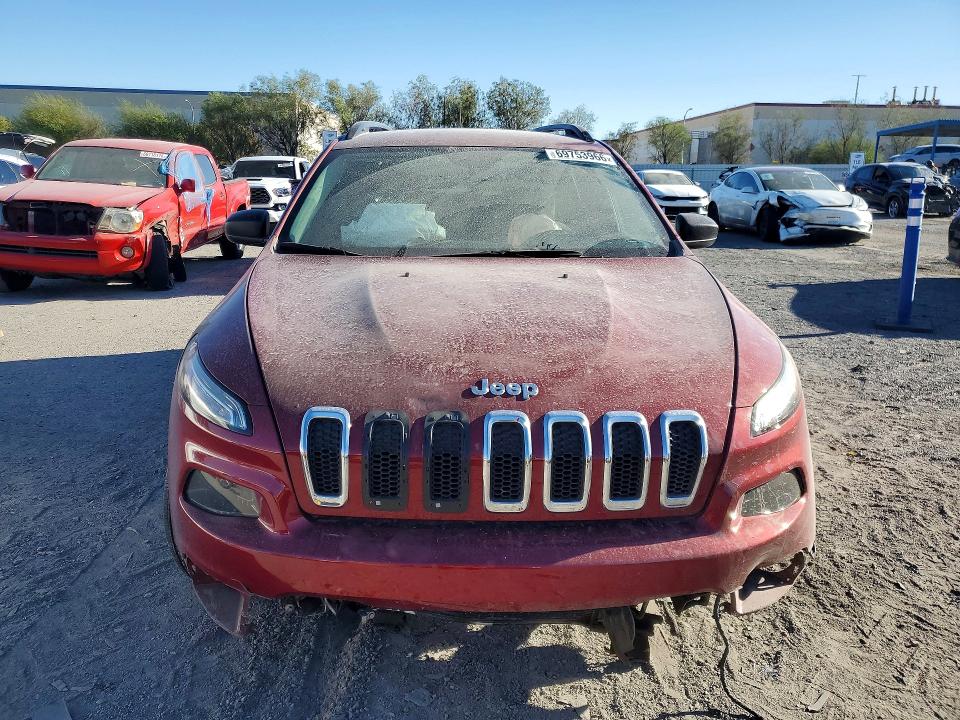 69753966 :رقم المزاد ، 1C4PJLAB0GW370708 vin ، 2016 Jeep Cherokee مزاد بيع