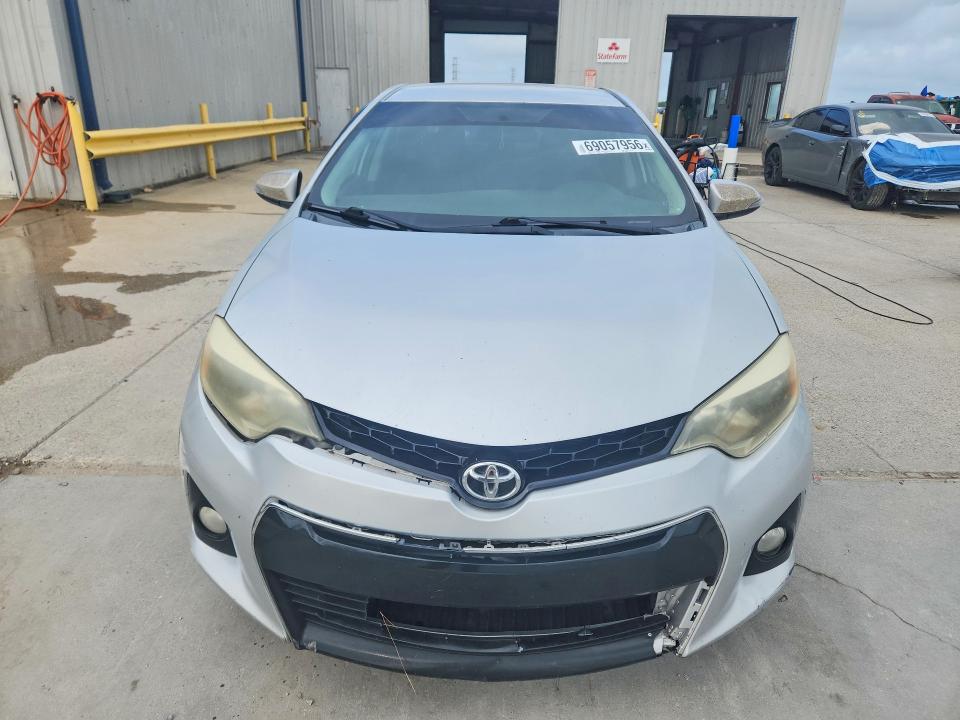 69057956 :رقم المزاد ، 5YFBURHEXFP290702 vin ، 2015 Toyota Corolla مزاد بيع
