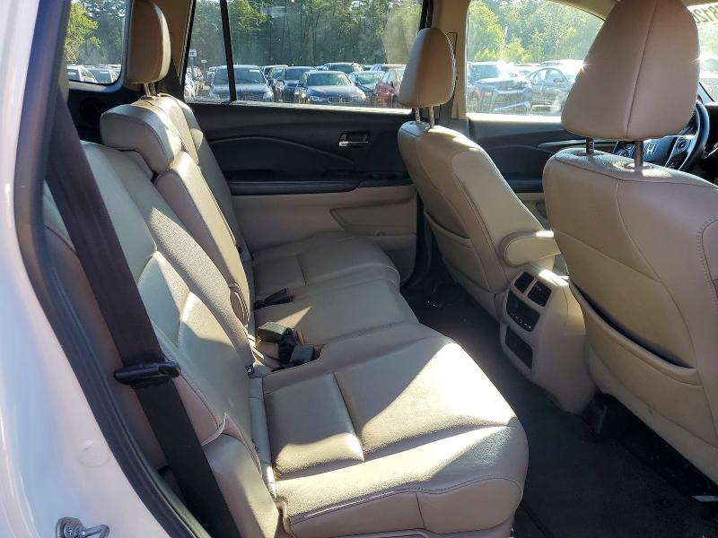 67812686 :رقم المزاد ، 5FNYF6H58GB038382 vin ، 2016 Honda Pilot مزاد بيع
