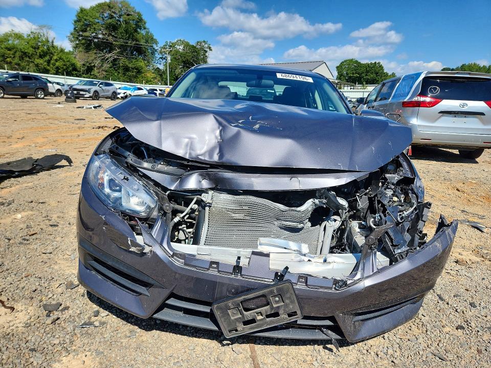 68694196 :رقم المزاد ، 2HGFC2F72JH508521 vin ، 2018 Honda Civic مزاد بيع