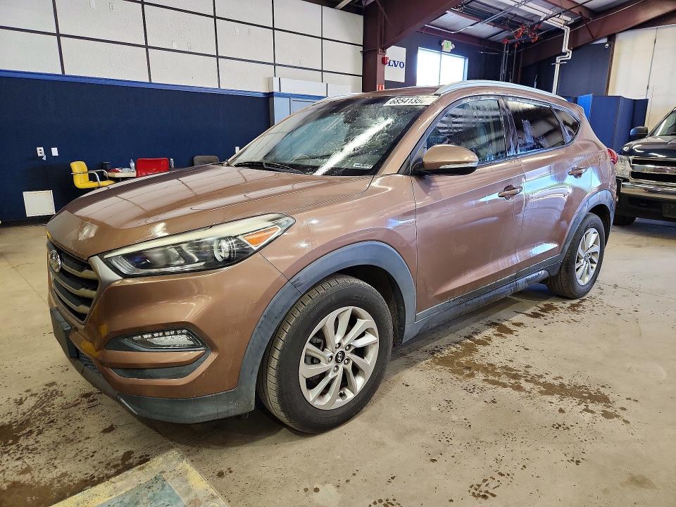 68541356 :رقم المزاد ، KM8J3CA20GU052059 vin ، 2016 Hyundai Tucson مزاد بيع