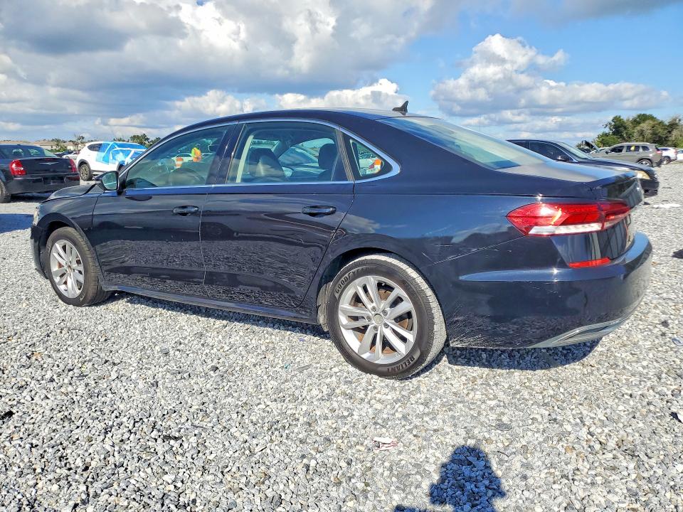 2020 Volkswagen Passat მანქანა იყიდება აუქციონზე, vin: 1VWSA7A3XLC010588, აუქციონის ნომერი: 70229396