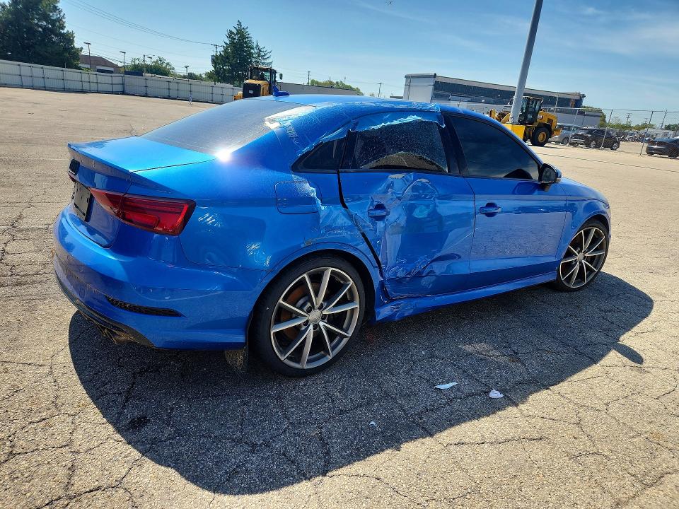 Продажа на аукционе авто 2017 Audi S3, vin: WAUB1GFF5H1064922, номер лота: 68545626