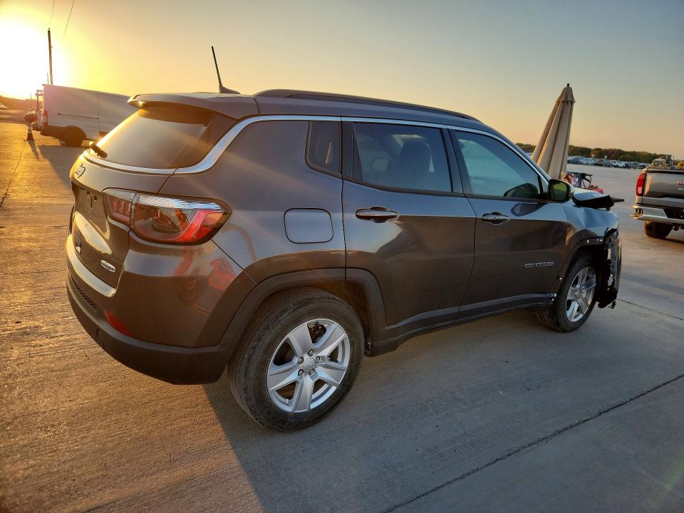67472376 :رقم المزاد ، 3C4NJCBB0NT202334         vin ، 2022 Jeep Compass مزاد بيع