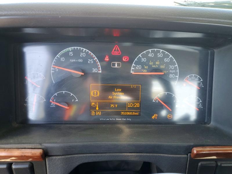 Aukcja sprzedaży 2011 Volvo Vn Vnl, vin: 4V4NC9EH6BN528314, numer aukcji: 70552766