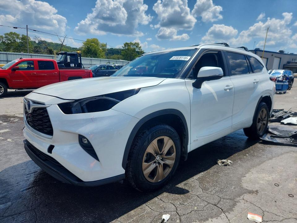 2023 Toyota Highlander მანქანა იყიდება აუქციონზე, vin: 5TDABRCH8PS112671, აუქციონის ნომერი: 67028116