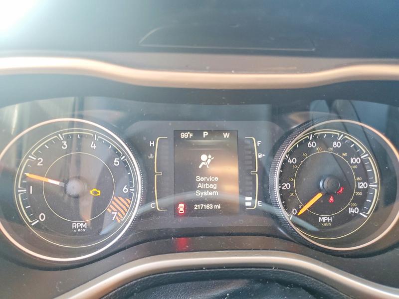69595536 :رقم المزاد ، 1C4PJMCB6FW740044 vin ، 2015 Jeep Cherokee مزاد بيع