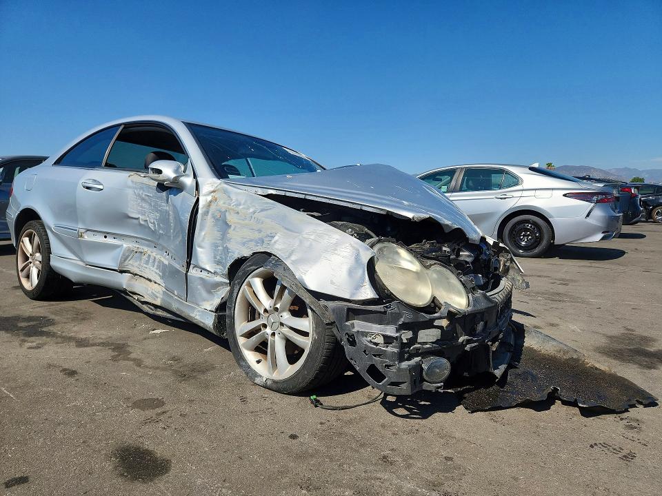 68769066 :رقم المزاد ، WDBTJ56J86F180341 vin ، 2006 Mercedes-benz Clk مزاد بيع