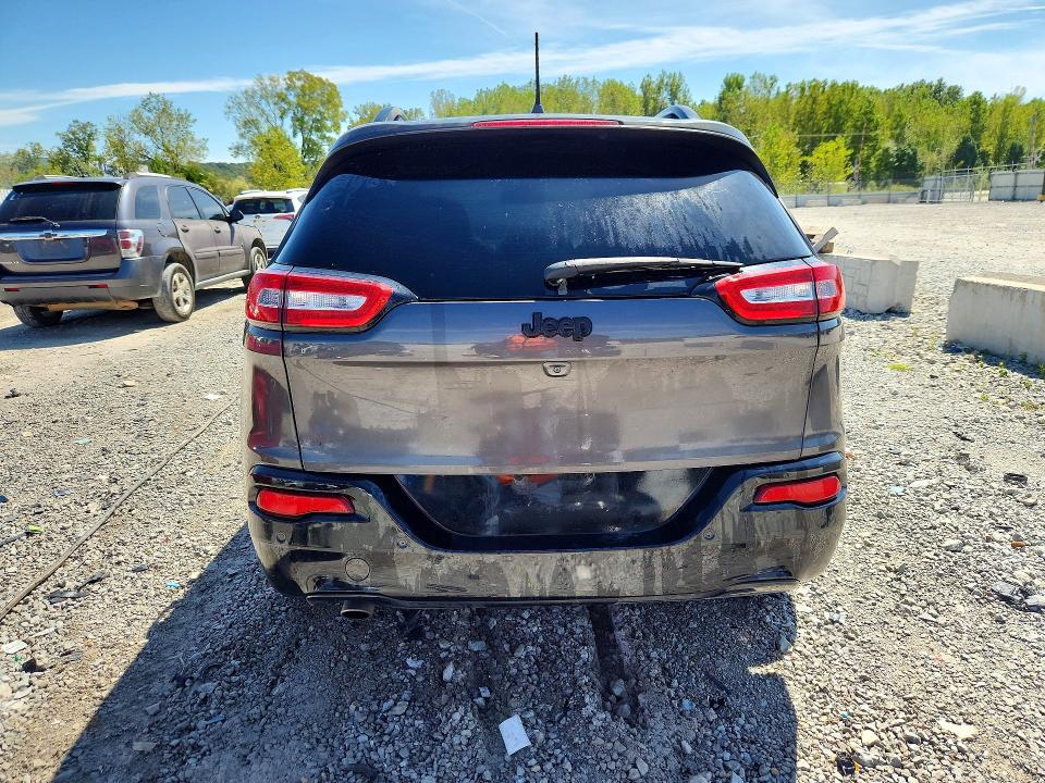 2018 Jeep Cherokee მანქანა იყიდება აუქციონზე, vin: 1C4PJLCB4JD587985, აუქციონის ნომერი: 68594326
