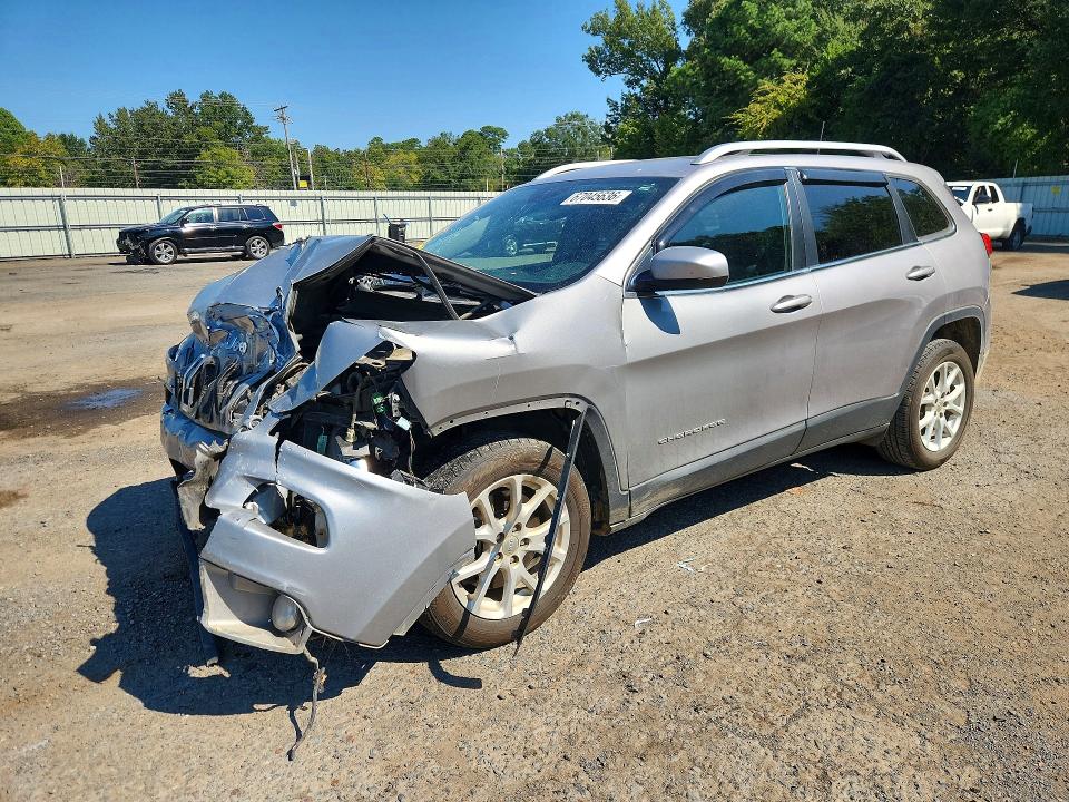 Auction sale of the 2018 Jeep Cherokee, vin: 1C4PJLCX0JD518013, lot number: 67045636