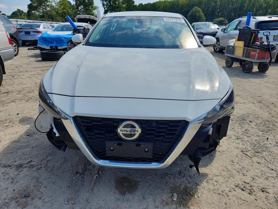 Продаж на аукціоні авто 2022 Nissan Altima, vin: 1N4BL4BV2NN328536, номер лоту: 68721216