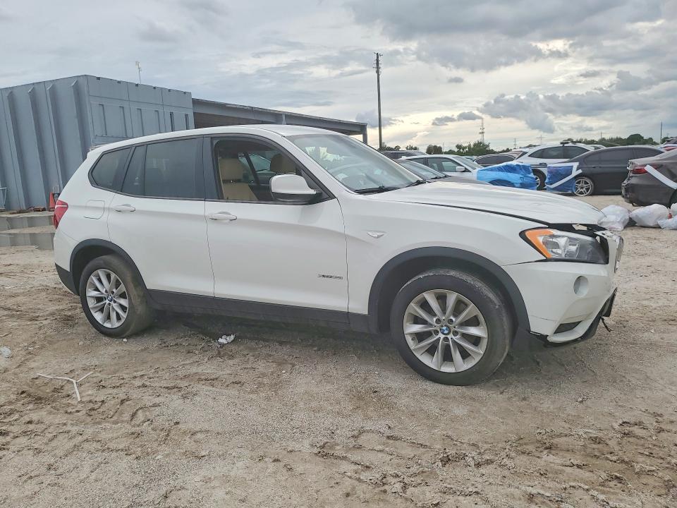 70330646 :رقم المزاد ، 5UXWX9C59E0D11971 vin ، 2014 Bmw X3 مزاد بيع
