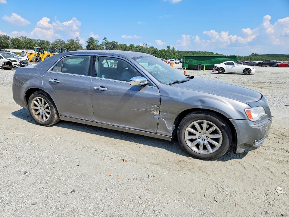 2011 Chrysler 300 მანქანა იყიდება აუქციონზე, vin: 2C3CA5CG3BH563661, აუქციონის ნომერი: 63638486