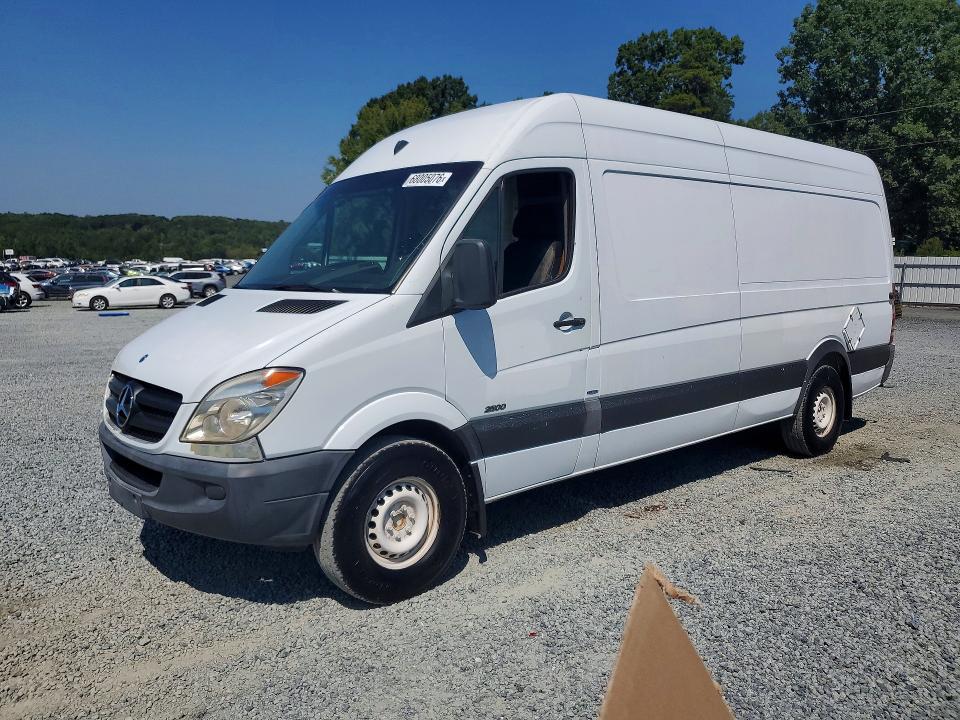 68005076 :رقم المزاد ، WD3PE8CB1C5612611 vin ، 2012 Mercedes-benz Sprinter مزاد بيع