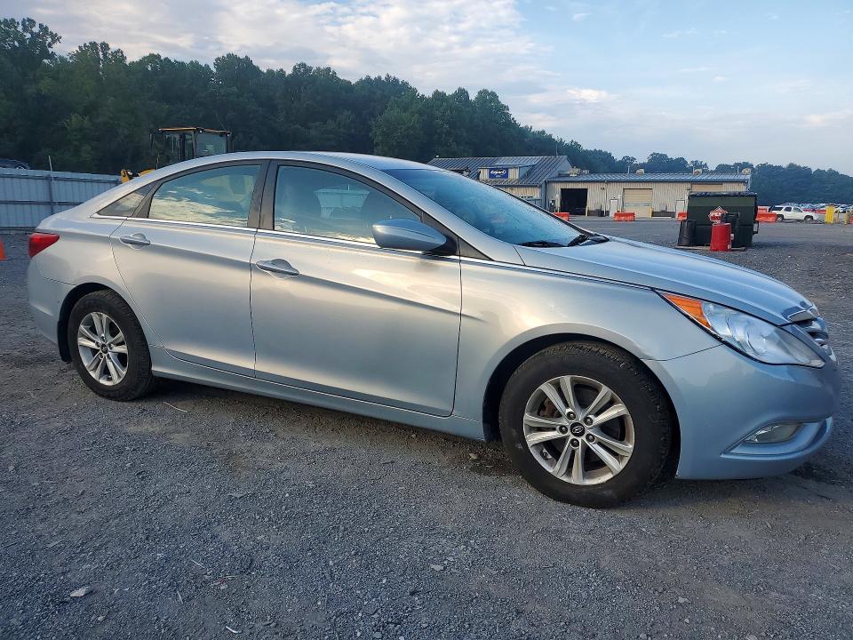 2013 Hyundai Sonata მანქანა იყიდება აუქციონზე, vin: 5NPEB4AC5DH571847, აუქციონის ნომერი: 67549446