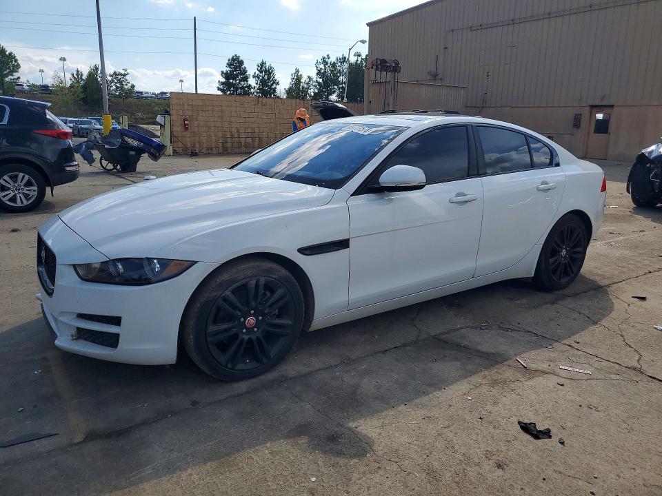 69737576 :رقم المزاد ، SAJAE4BN5HA968625 vin ، 2017 Jaguar Xe مزاد بيع