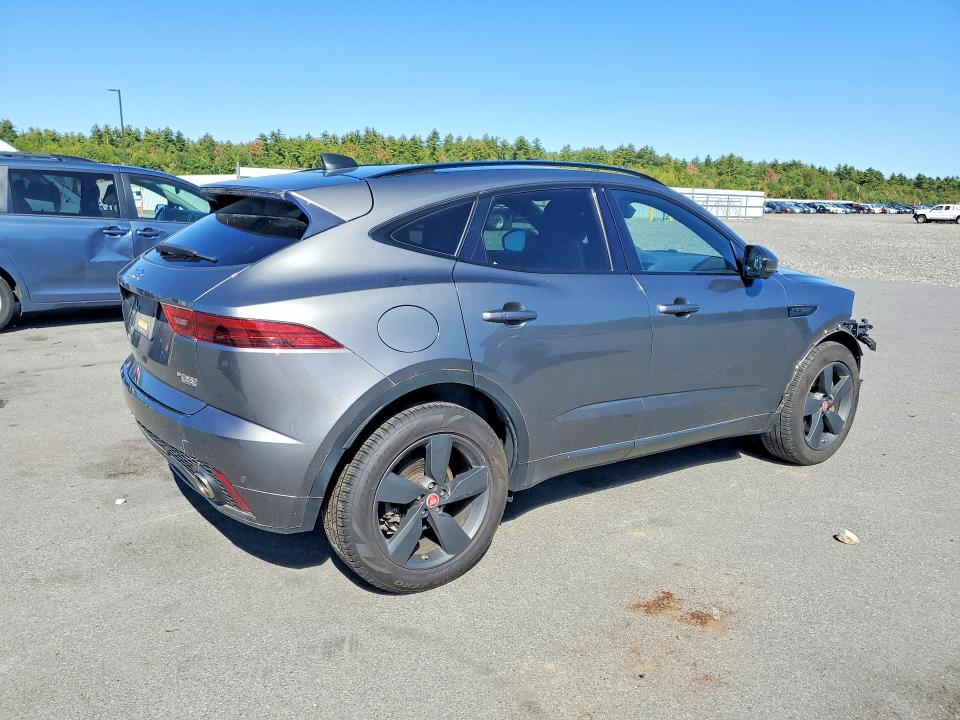 2020 Jaguar E-pace მანქანა იყიდება აუქციონზე, vin: SADF12FX2L1Z81863, აუქციონის ნომერი: 69953056