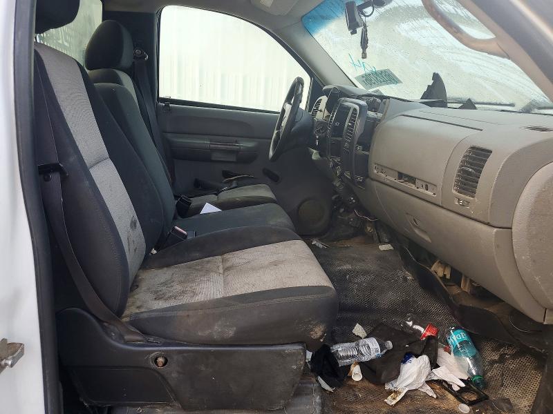 66123796 :رقم المزاد ، 1GBJC34K78E126237 vin ، 2008 Chevrolet Silverado مزاد بيع