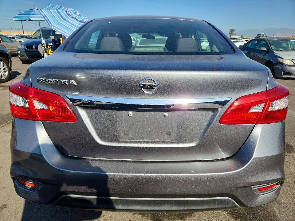 Продаж на аукціоні авто 2018 Nissan Sentra, vin: 3N1AB7AP4JY300198, номер лоту: 69613256