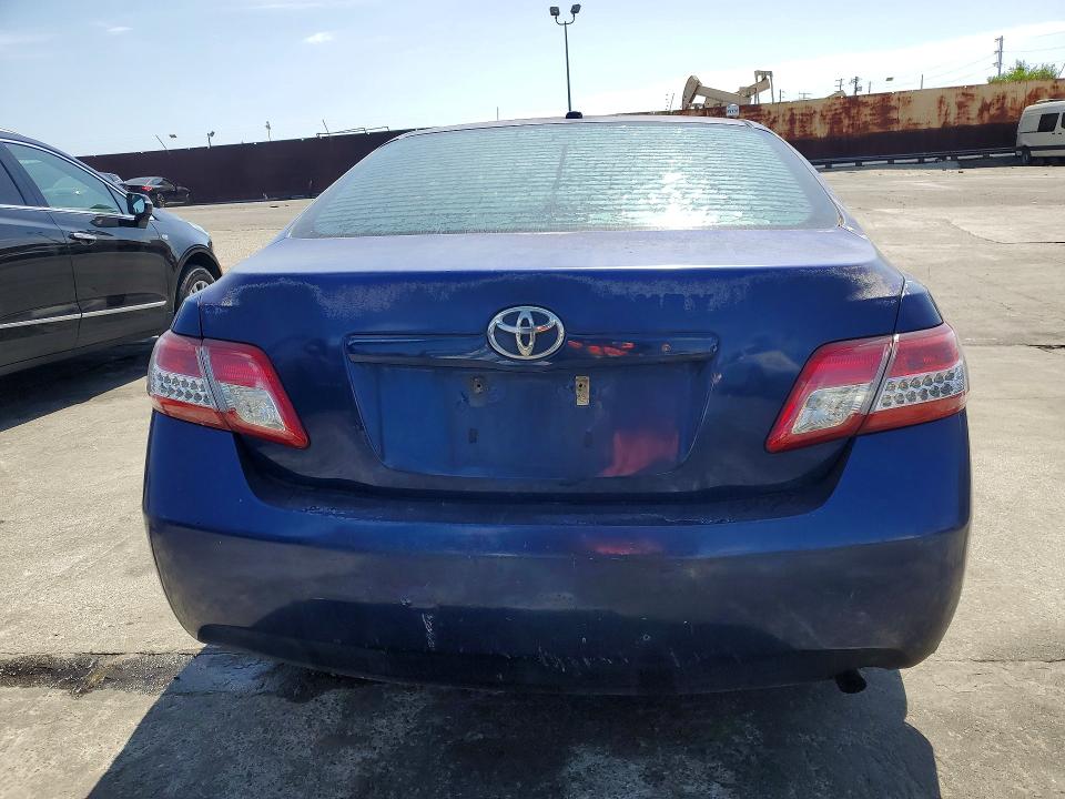 2010 Toyota Camry მანქანა იყიდება აუქციონზე, vin: 4T1BF3EK0AU521003, აუქციონის ნომერი: 69555726