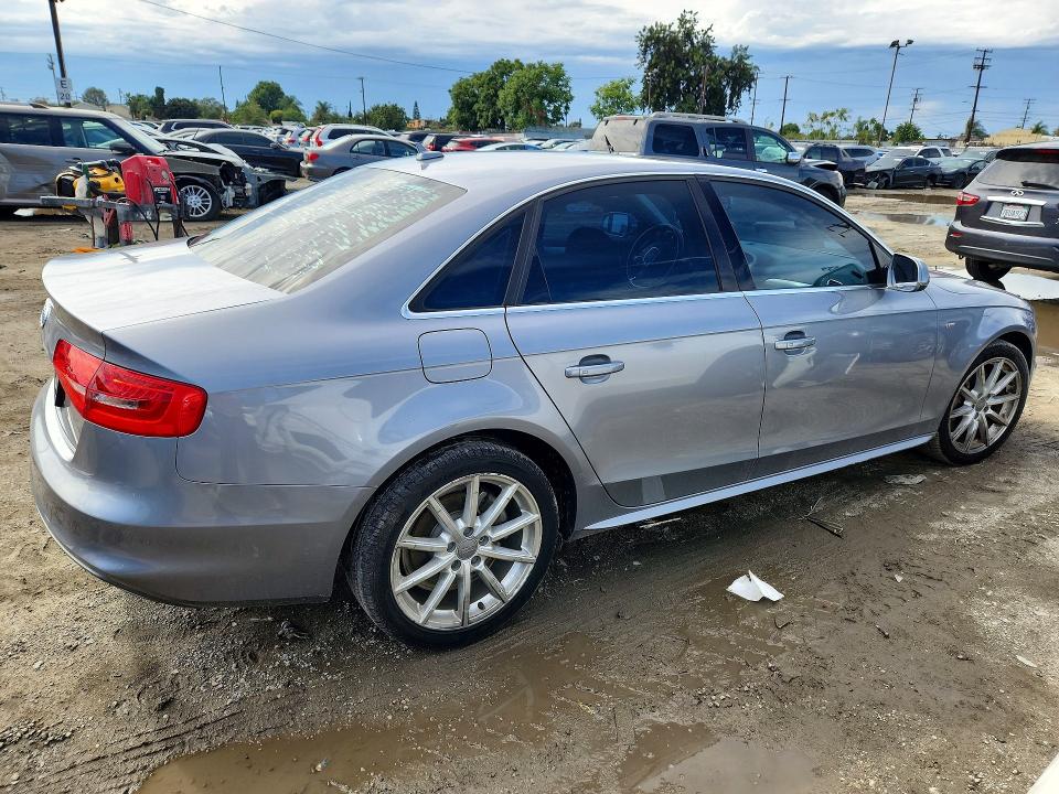 Продажа на аукционе авто 2015 Audi A4, vin: WAUAFAFL4FN001364, номер лота: 68180346