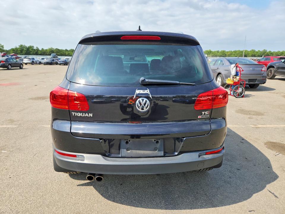 69204536 :رقم المزاد ، WVGSV7AX2HK005078 vin ، 2017 Volkswagen Tiguan مزاد بيع