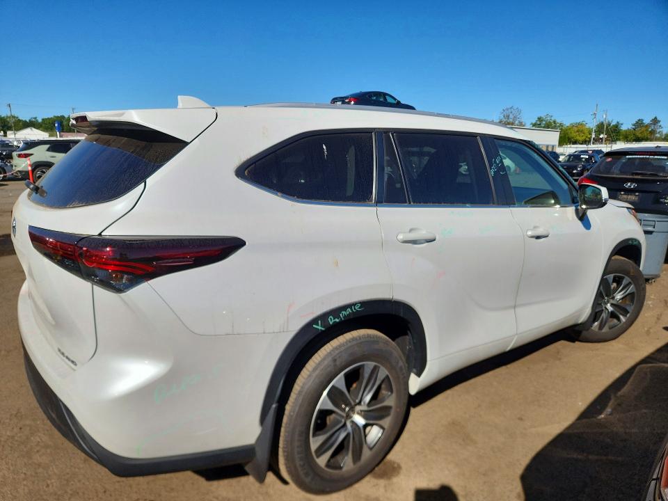 2025 Toyota Highlander მანქანა იყიდება აუქციონზე, vin: 5TDKDRBH4SS586870, აუქციონის ნომერი: 69206496