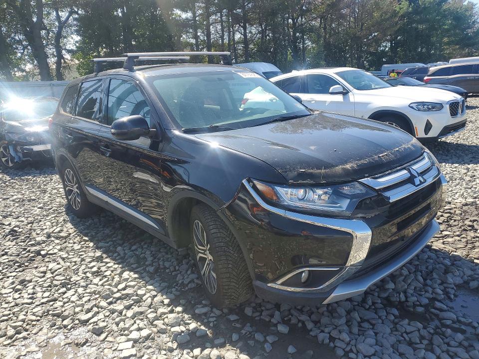2017 Mitsubishi Outlander მანქანა იყიდება აუქციონზე, vin: JA4AZ3A32HZ020806, აუქციონის ნომერი: 67797626