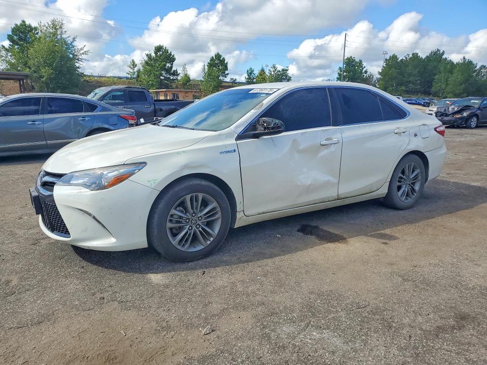Auction sale of the 2015 Toyota Camry Hybrid, vin: 4T1BD1FK8FU142881, lot number: 67360176