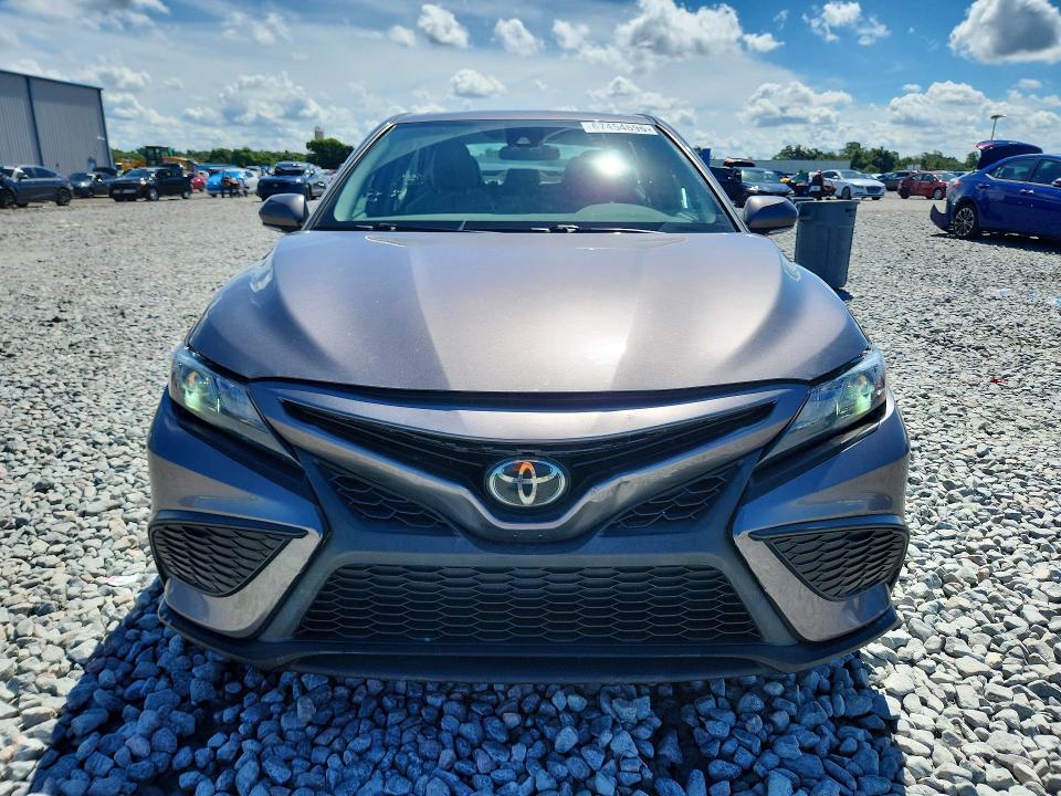 Продажа на аукционе авто 2024 Toyota Camry, vin: 4T1G11AK5RU869938, номер лота: 67454696