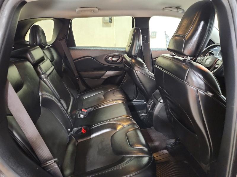 70455586 :رقم المزاد ، 1C4PJMLB8KD194708 vin ، 2019 Jeep Cherokee مزاد بيع