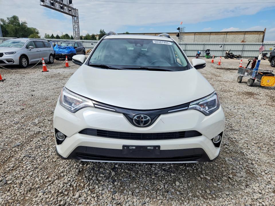 68487406 :رقم المزاد ، JTMDFREVXJJ745410 vin ، 2018 Toyota Rav4 مزاد بيع