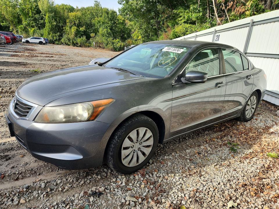 Продаж на аукціоні авто 2009 Honda Accord, vin: JHMCP26399C013085, номер лоту: 70613036