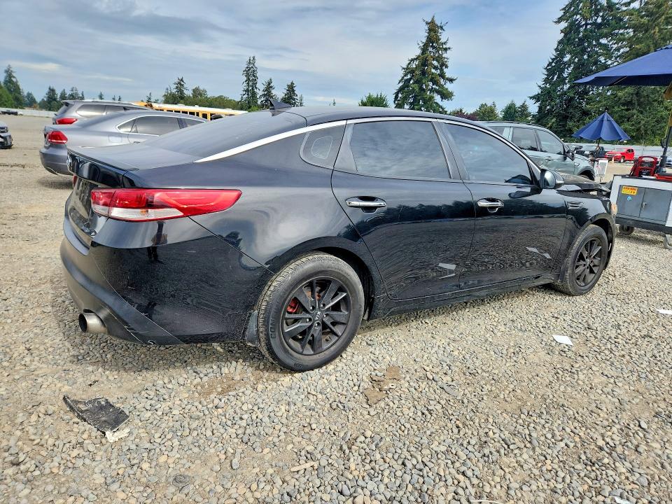 Продаж на аукціоні авто 2018 Kia Optima, vin: 5XXGT4L31JG193388, номер лоту: 70297676