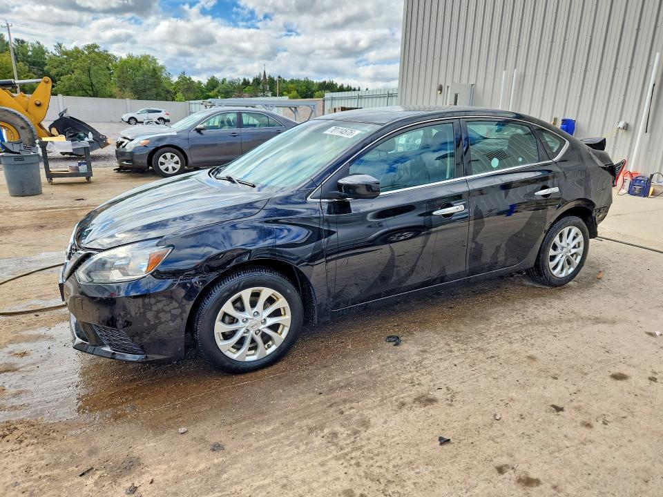70114576 :رقم المزاد ، 3N1AB7AP1JY246097 vin ، 2018 Nissan Sentra مزاد بيع