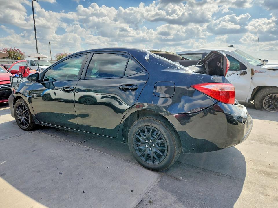 Продажа на аукционе авто 2018 Toyota Corolla, vin: 5YFBURHE5JP793725, номер лота: 67800886