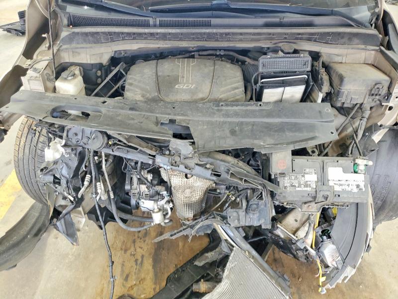 68436756 :رقم المزاد ، KNDME5C14F6037286 vin ، 2015 Kia Sedona مزاد بيع