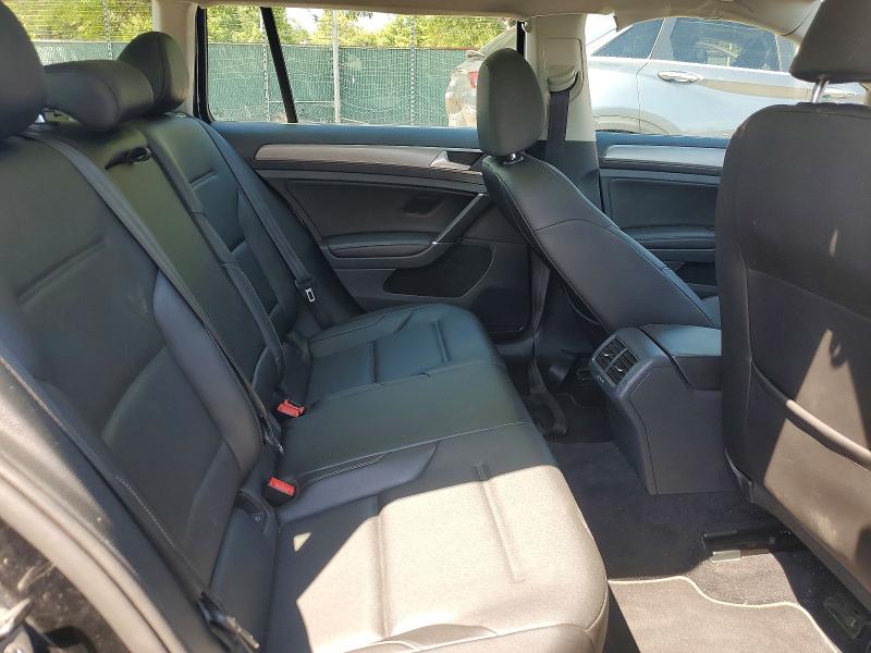 67484966 :رقم المزاد ، 3VWC17AU5HM503744 vin ، 2017 Volkswagen Golf Sportwagen مزاد بيع