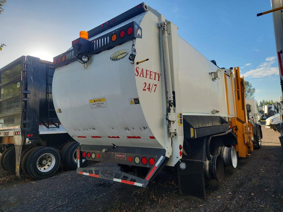 Продажа на аукционе авто 2009 Peterbilt 320, vin: 3BPZL00X59F719660, номер лота: 69216086