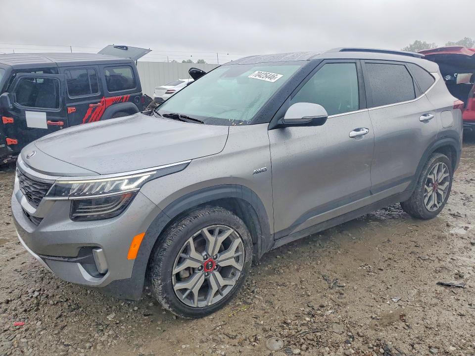 Auction sale of the 2021 Kia Seltos, vin: KNDETCA25M7059217, lot number: 70425446