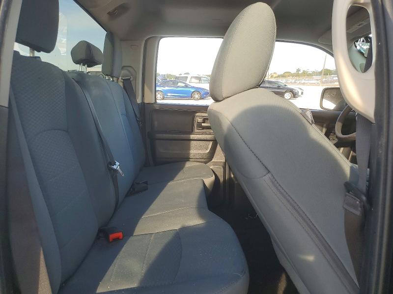70652076 :رقم المزاد ، 1C6RR6FG6GS304833 vin ، 2016 Ram 1500 مزاد بيع