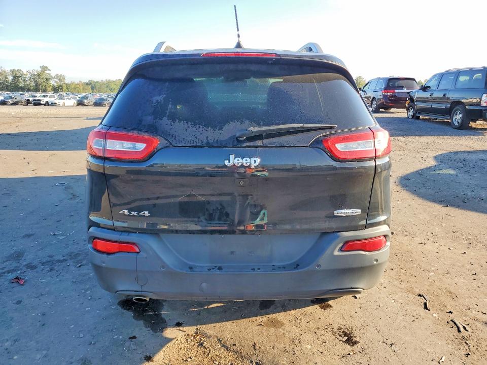 69029826 :رقم المزاد ، 1C4PJMCB4HW590972 vin ، 2017 Jeep Cherokee مزاد بيع