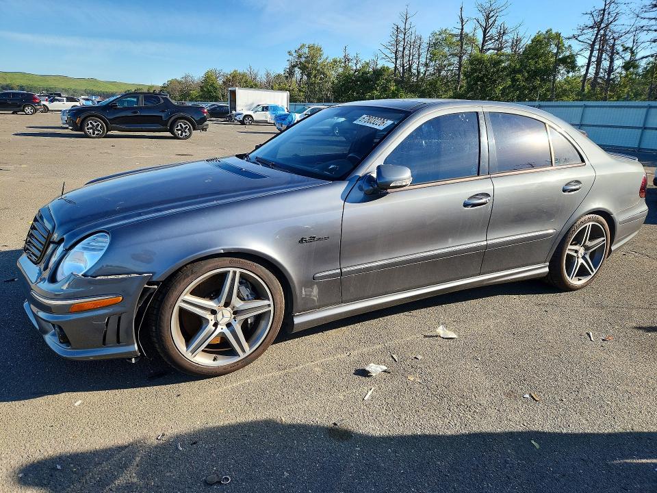 67803226 :رقم المزاد ، WDBUF77X27A997047 vin ، 2007 Mercedes-benz E مزاد بيع