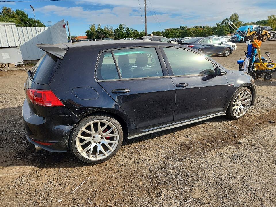 Продажа на аукционе авто 2015 Volkswagen Gti, vin: 3VW5T7AUXFM015826, номер лота: 68180306