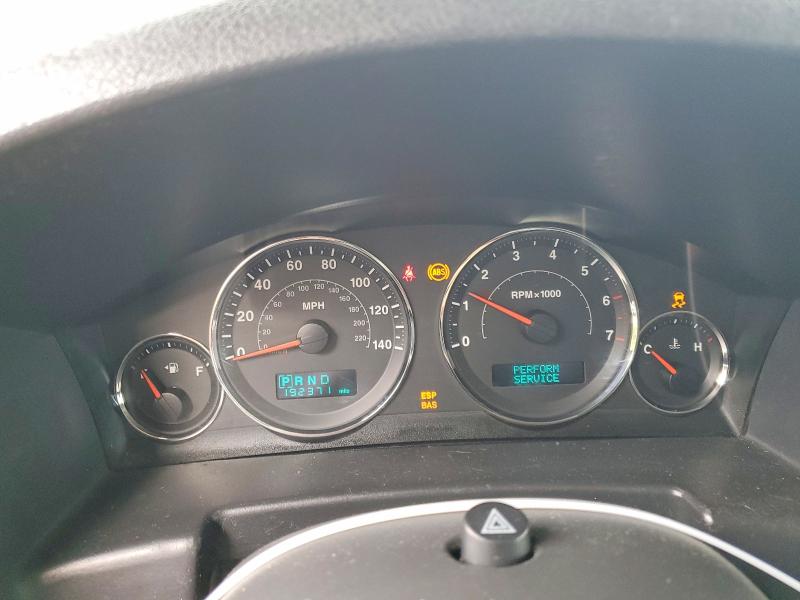 70342986 :رقم المزاد ، 1J8HG48K67C501679 vin ، 2007 Jeep Commander مزاد بيع